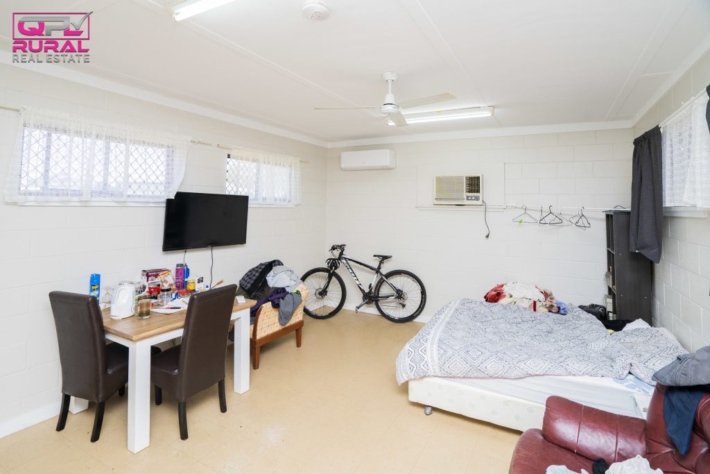 9 Mulga Street, Leeton NSW 2705 - photo 3