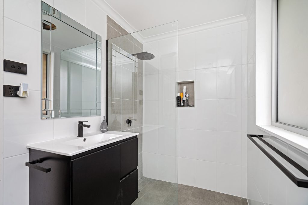 1 Lady Loch Crescent, Narrandera NSW 2700 - photo 9