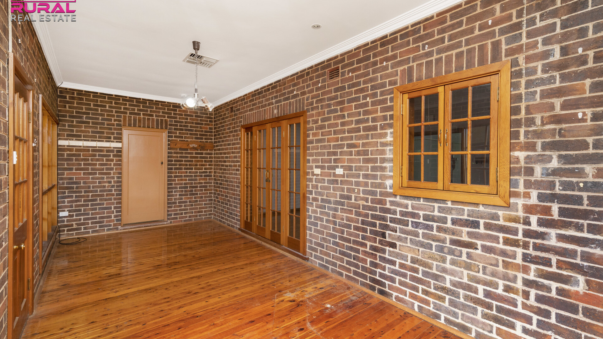 141 Baker Street, Temora NSW 2666 - photo 13