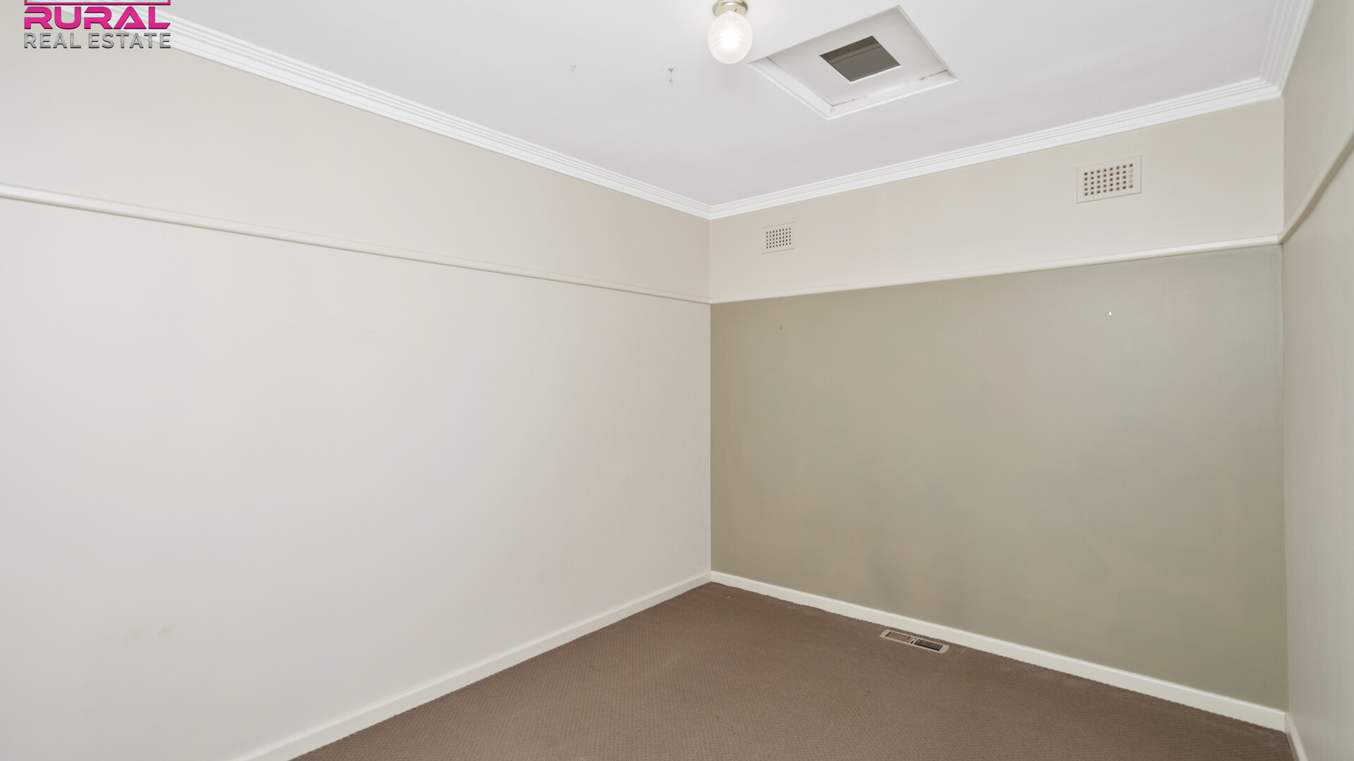 141 Baker Street, Temora NSW 2666 - photo 14