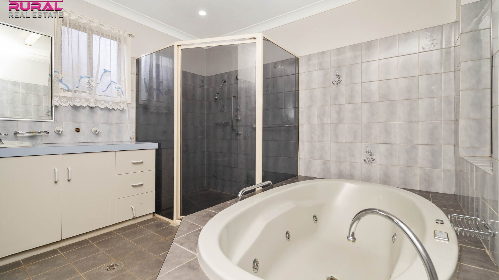 141 Baker Street, Temora NSW 2666 - photo 16