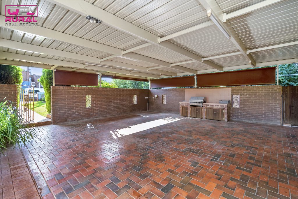 141 Baker Street, Temora NSW 2666 - photo 19