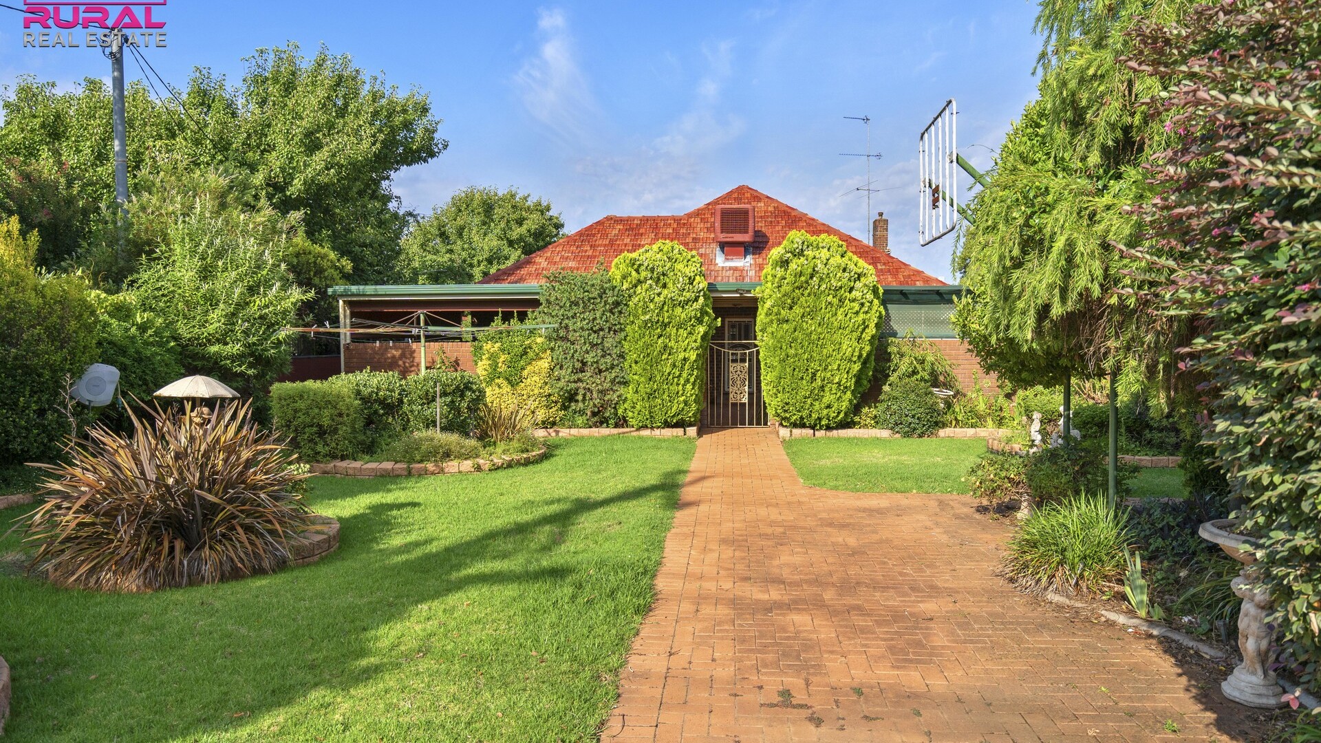 141 Baker Street, Temora NSW 2666 - photo 28