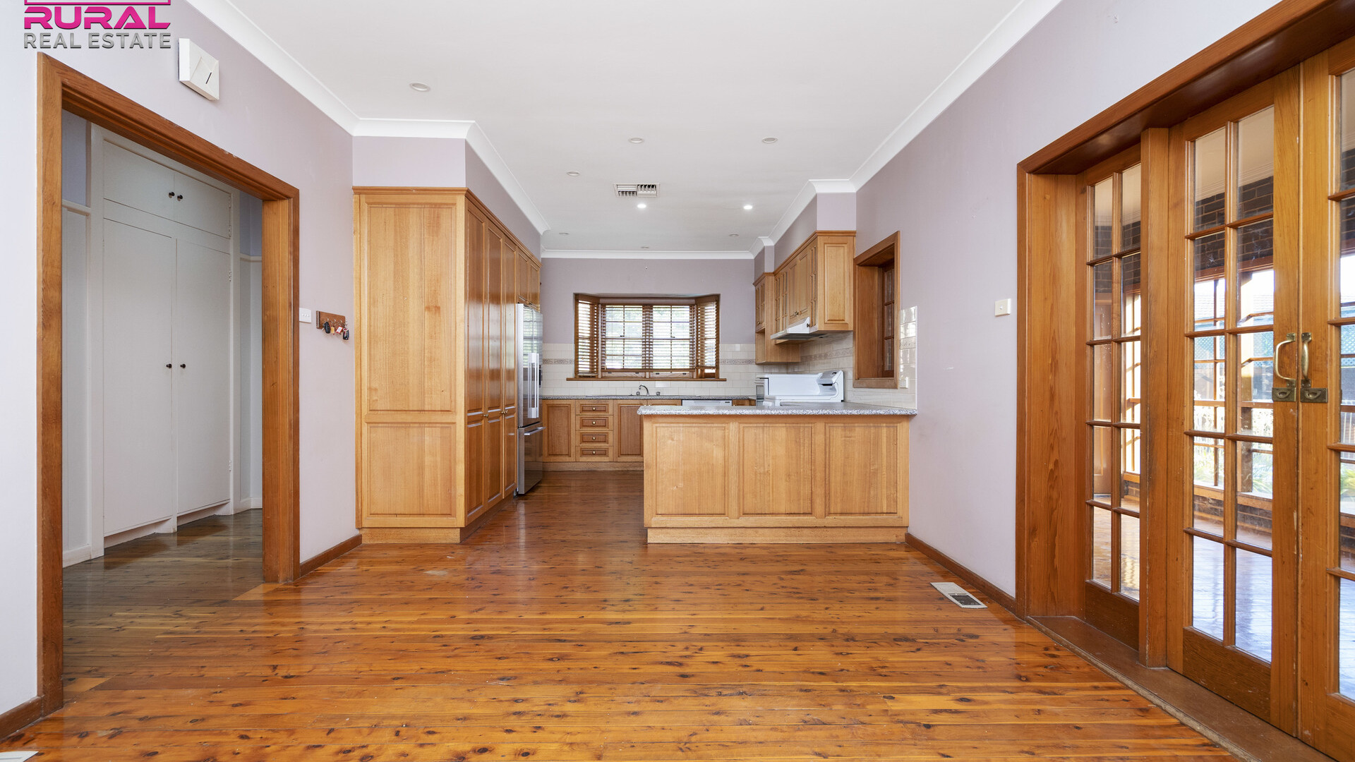 141 Baker Street, Temora NSW 2666 - photo 9