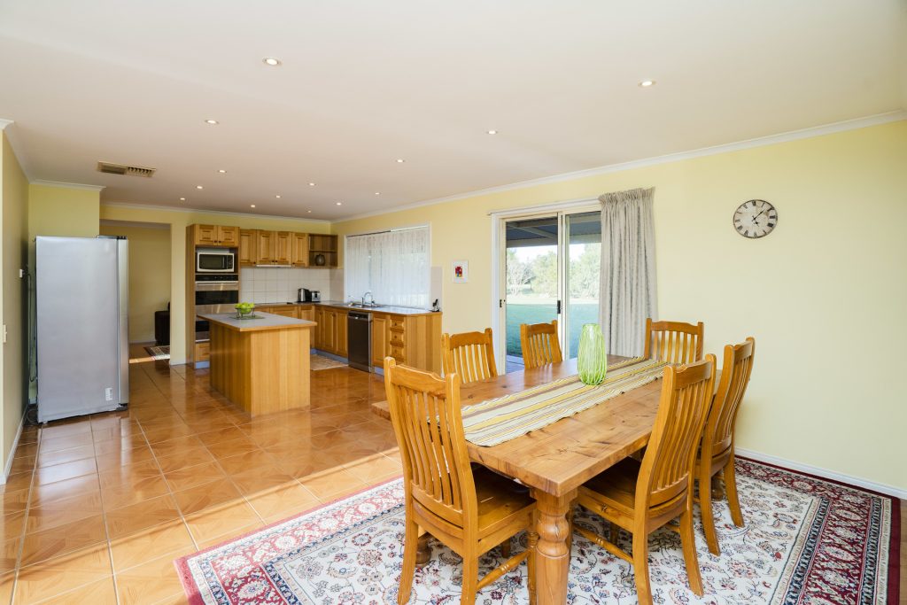 225 Garner Road, Leeton NSW 2705 - photo 16