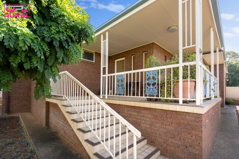 61 Jellicoe Street, Temora NSW 2666 - photo 20