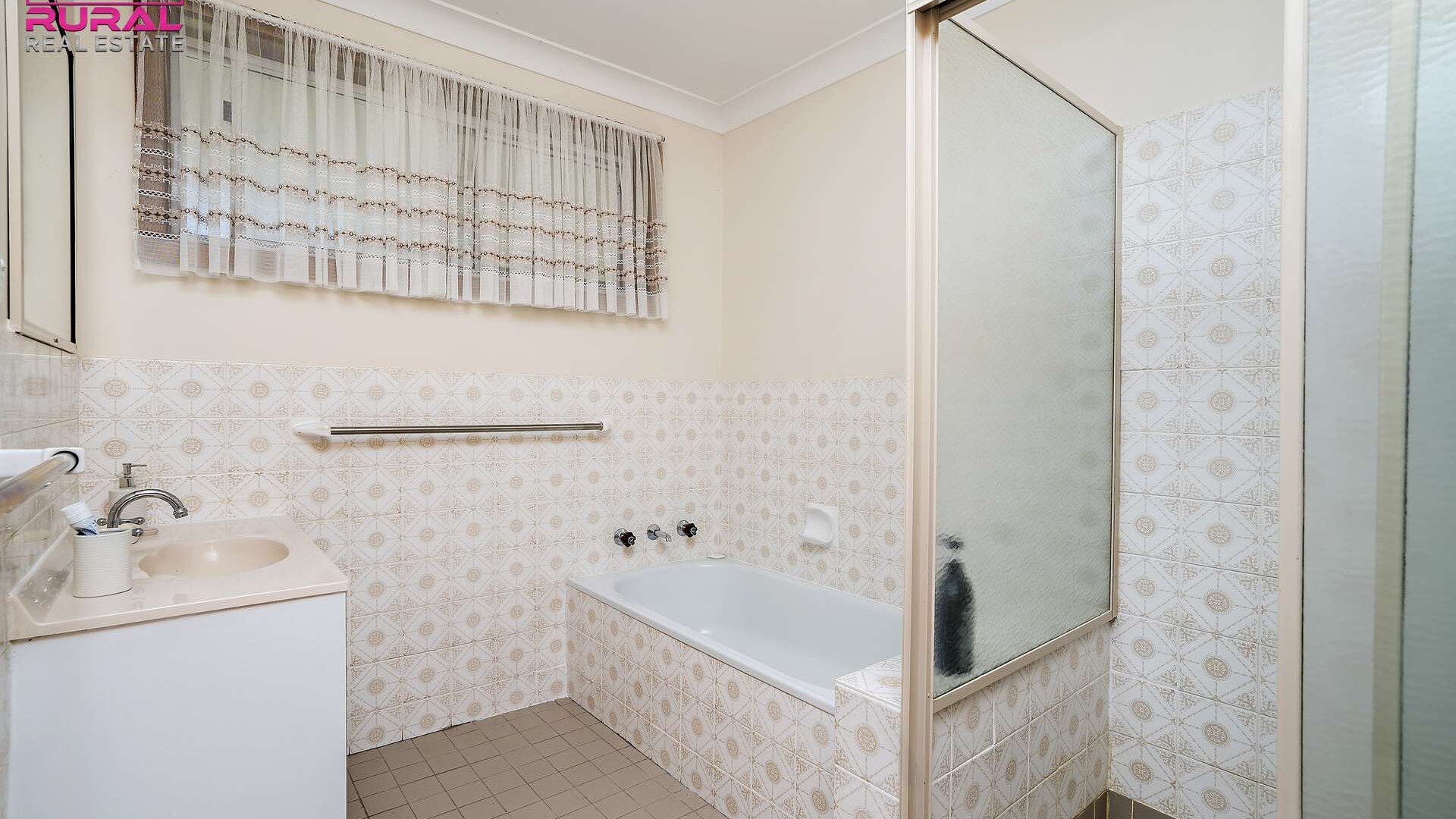 285 Burley Griffin Way, Temora NSW 2666 - photo 18