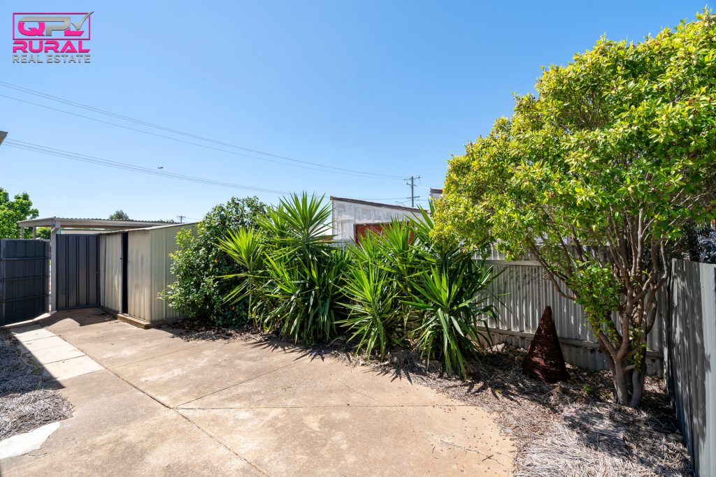 92 Parkes Street, Temora NSW 2666 - photo 20