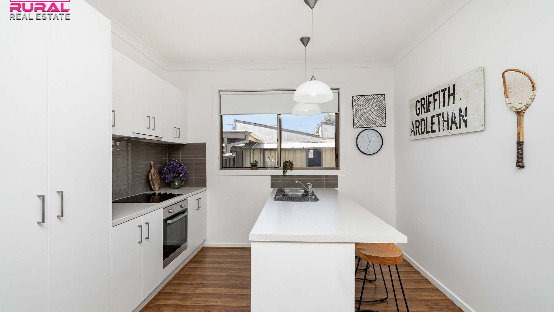92 Parkes Street, Temora NSW 2666 - photo 4