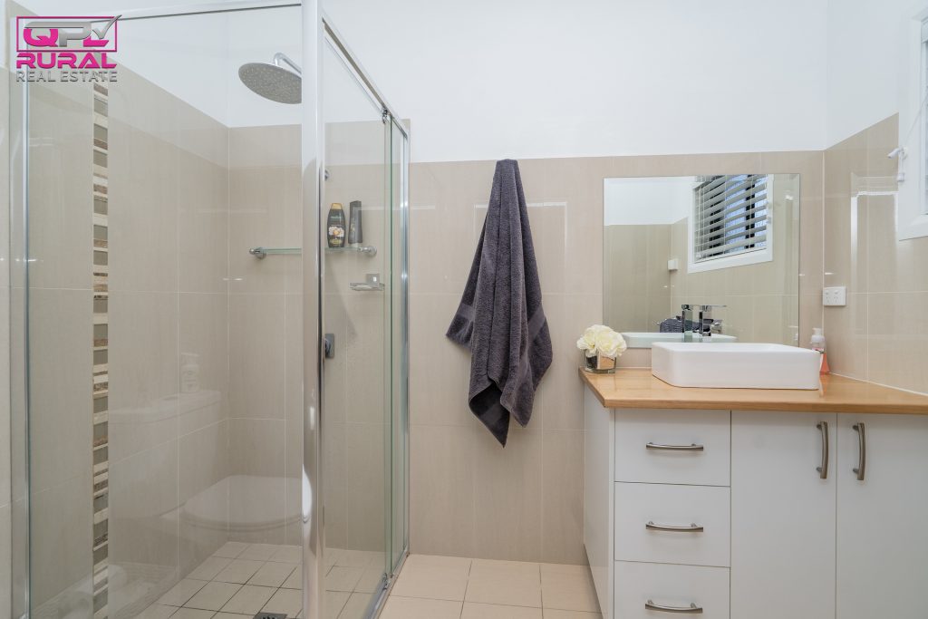2 Ellendon Place, Leeton NSW 2705 - photo 15