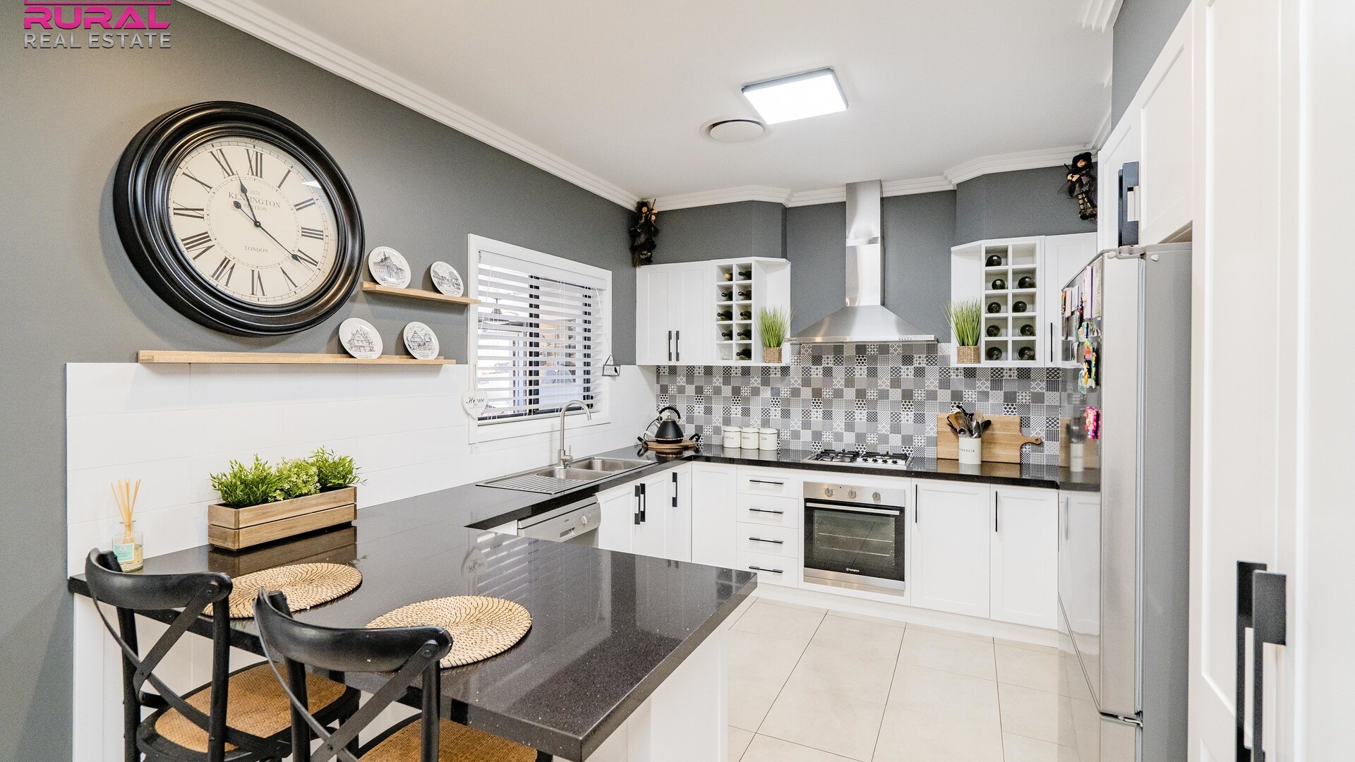 2 Ellendon Place, Leeton NSW 2705 - photo 8