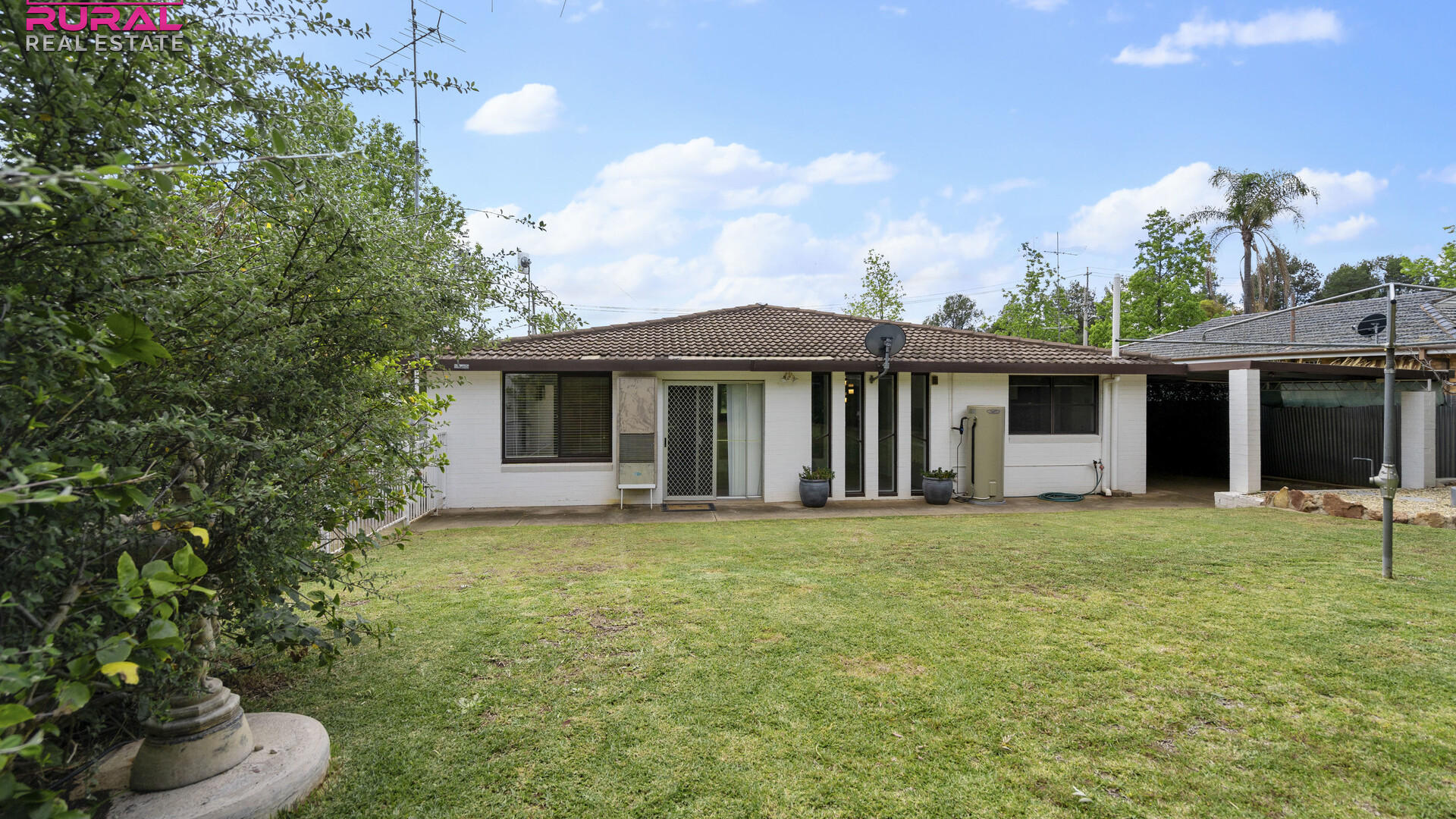 10 Gordon Street, Narrandera NSW 2700 - photo 19