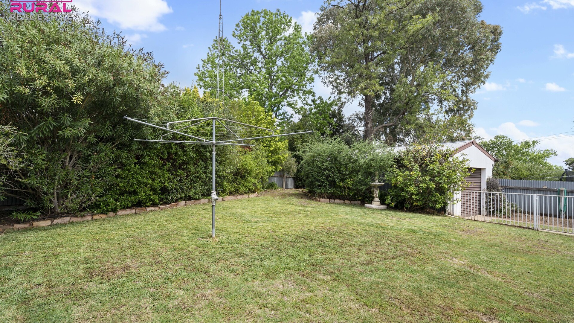 10 Gordon Street, Narrandera NSW 2700 - photo 20