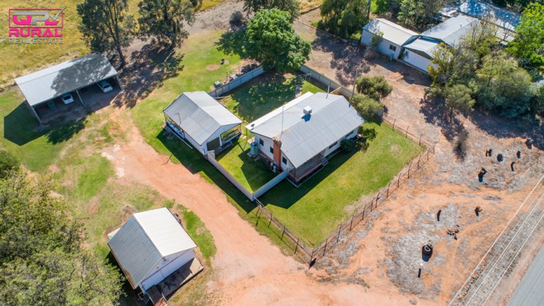 95-101 Watermain Street, Narrandera NSW 2700 - photo 2