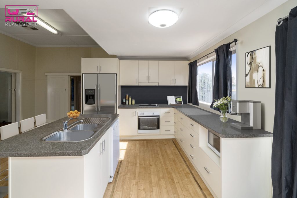 51 - 53 Victoria Avenue, Narrandera NSW 2700 - photo 3
