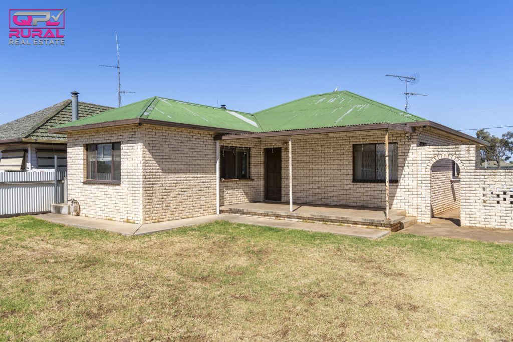 53 Main Avenue, Yanco NSW 2703 - photo 2
