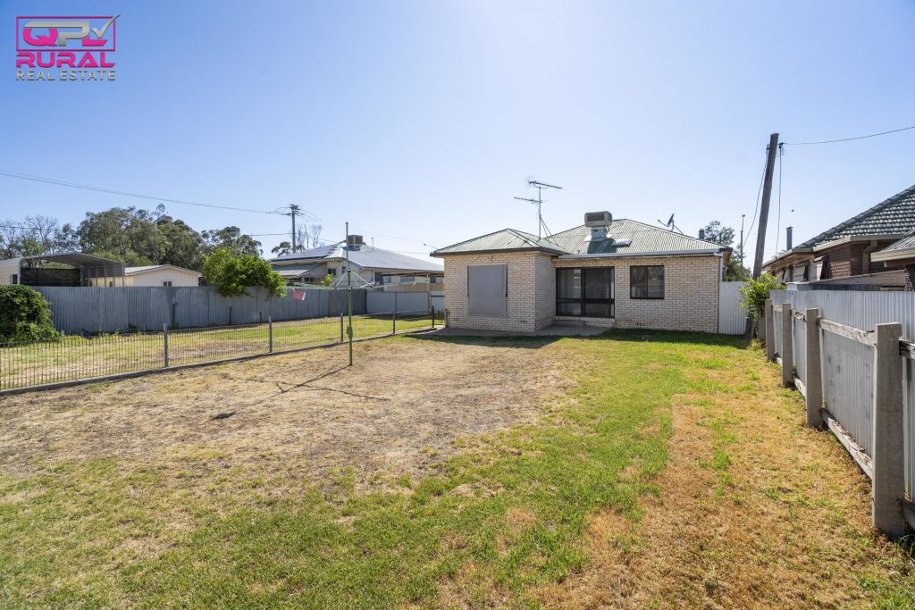 53 Main Avenue, Yanco NSW 2703 - photo 12