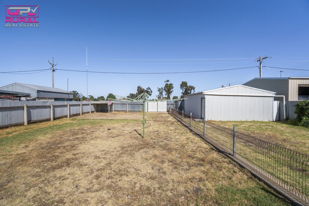 53 Main Avenue, Yanco NSW 2703 - photo 13