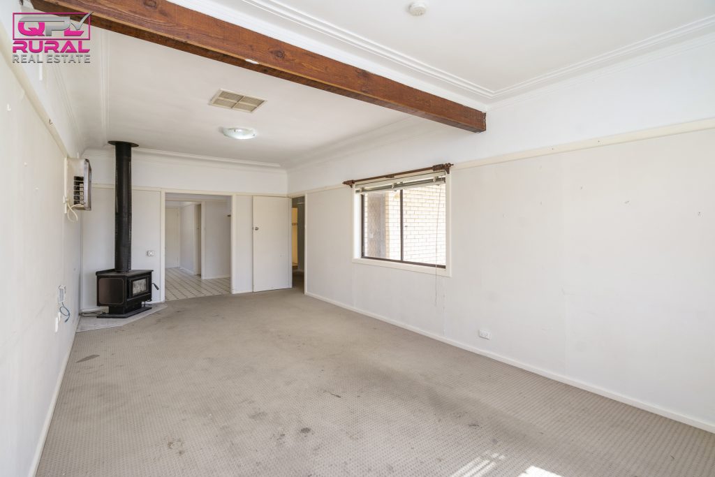 53 Main Avenue, Yanco NSW 2703 - photo 3