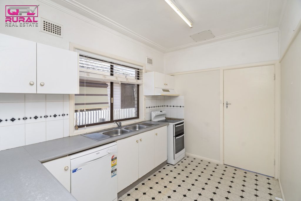 53 Main Avenue, Yanco NSW 2703 - photo 5