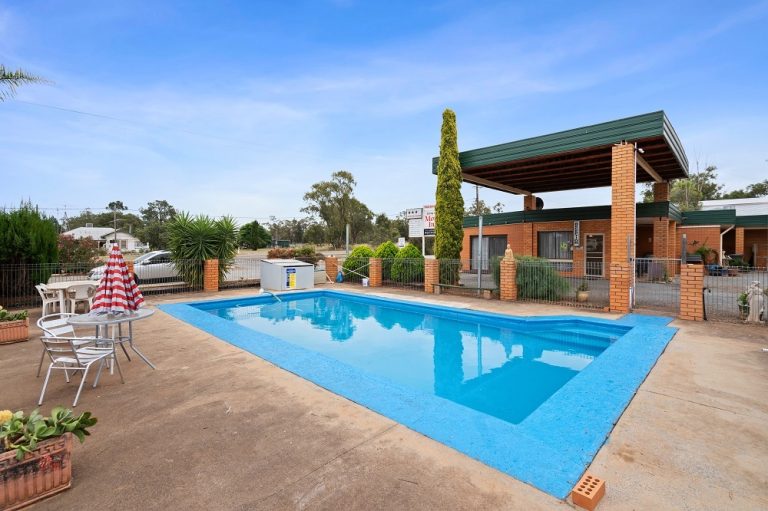 25 Berrembed Street, Grong Grong NSW 2652 - photo 2