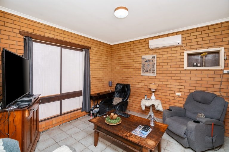 25 Berrembed Street, Grong Grong NSW 2652 - photo 12