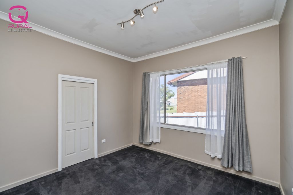53 Roslyn Street, Narrandera NSW 2700 - photo 5
