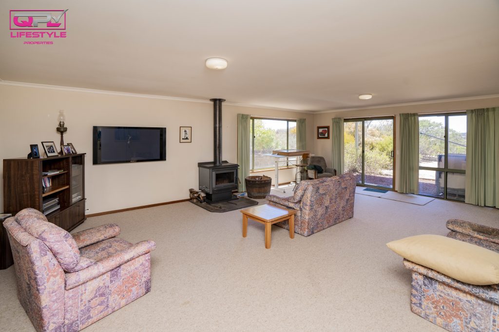 122 Bluebell Lane, Murrumbateman NSW 2582 - photo 15