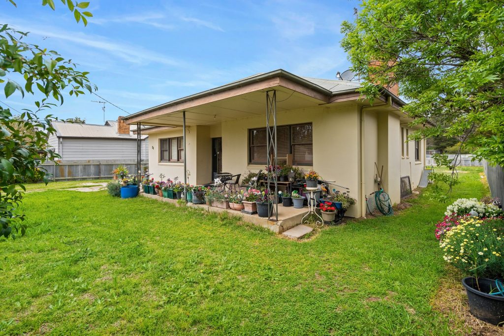 26 Argus Street, Narrandera NSW 2700 - photo 2