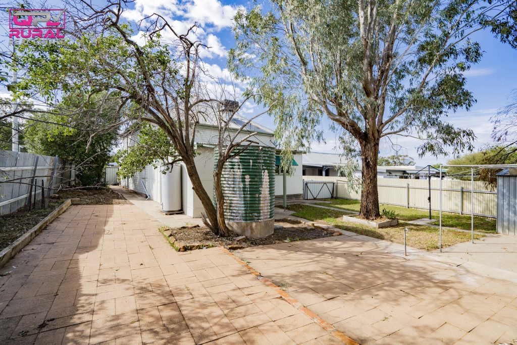 12 Adams Street, Narrandera NSW 2700 - photo 21