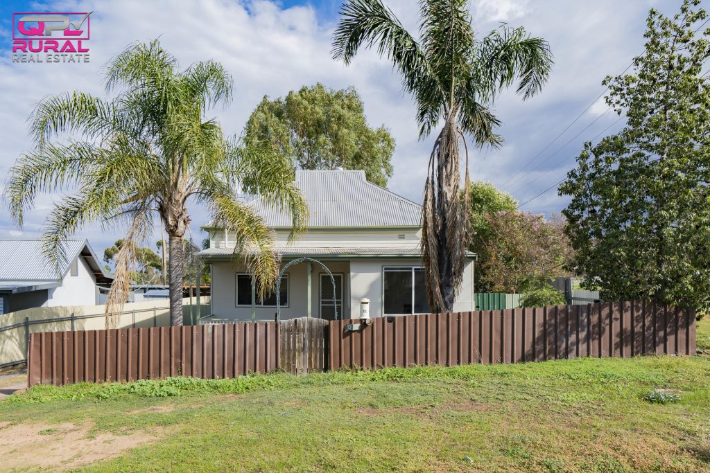 12 Adams Street, Narrandera NSW 2700 - photo 29