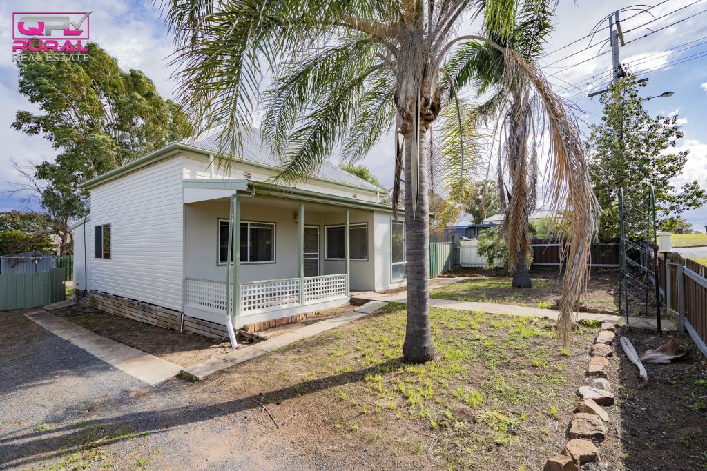 12 Adams Street, Narrandera NSW 2700 - photo 31