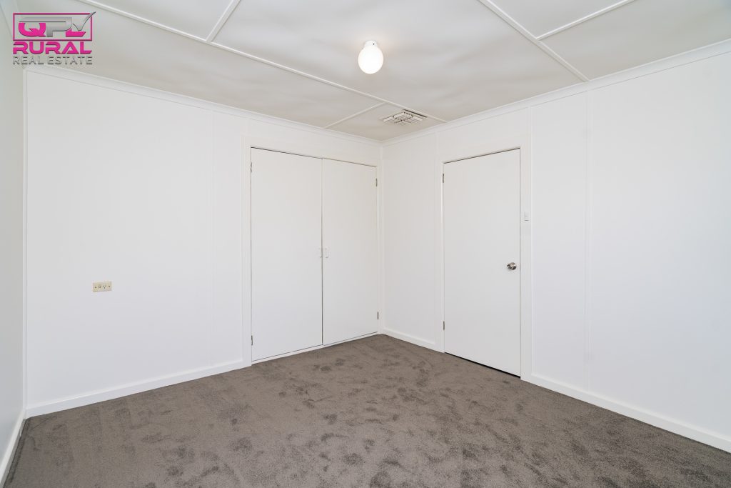 12 Adams Street, Narrandera NSW 2700 - photo 8