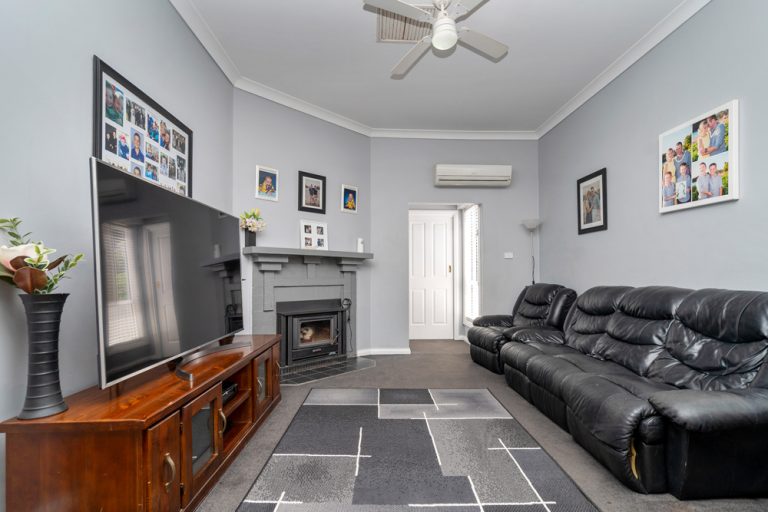 131B Crowley Street, Temora NSW 2666 - photo 5