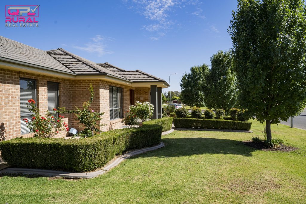 1 Kindred Place, Leeton NSW 2705 - photo 3