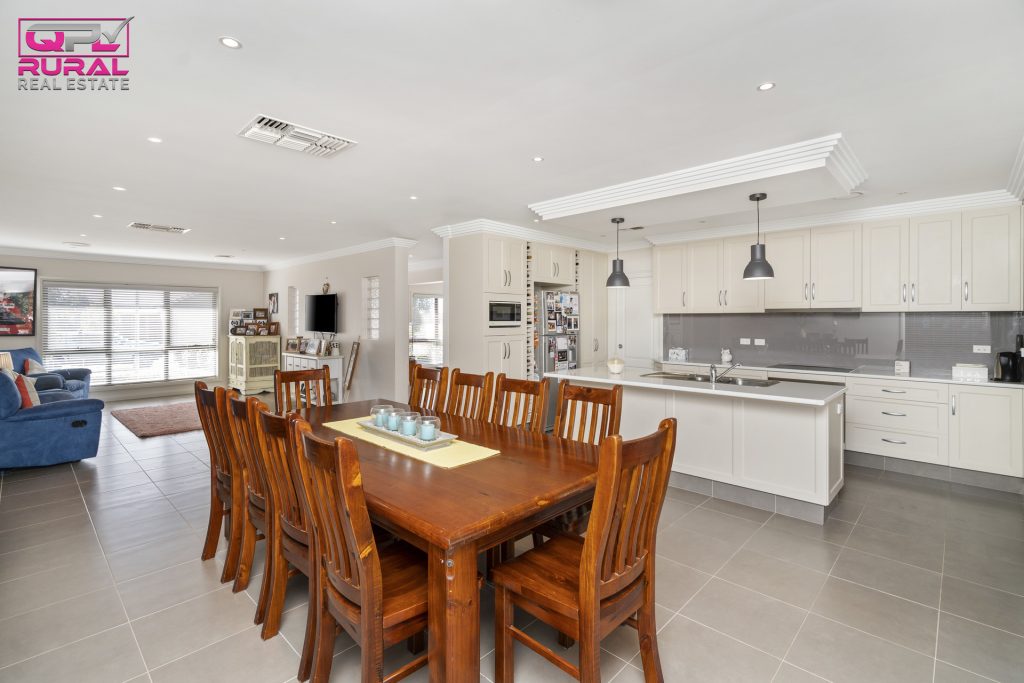 1 Kindred Place, Leeton NSW 2705 - photo 8