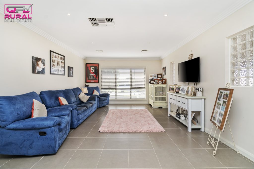 1 Kindred Place, Leeton NSW 2705 - photo 10
