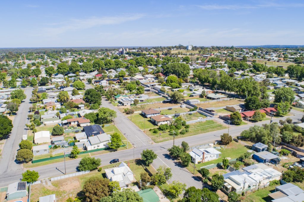 21 Grosvenor Street, Narrandera NSW 2700 - photo 5