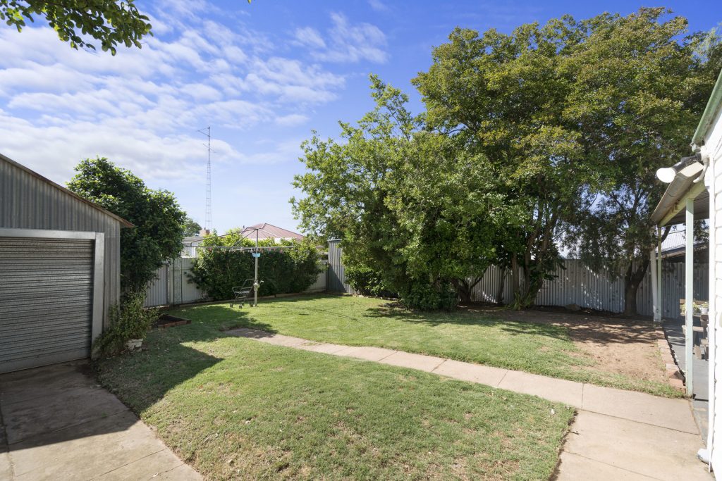25 William Street, Narrandera NSW 2700 - photo 13