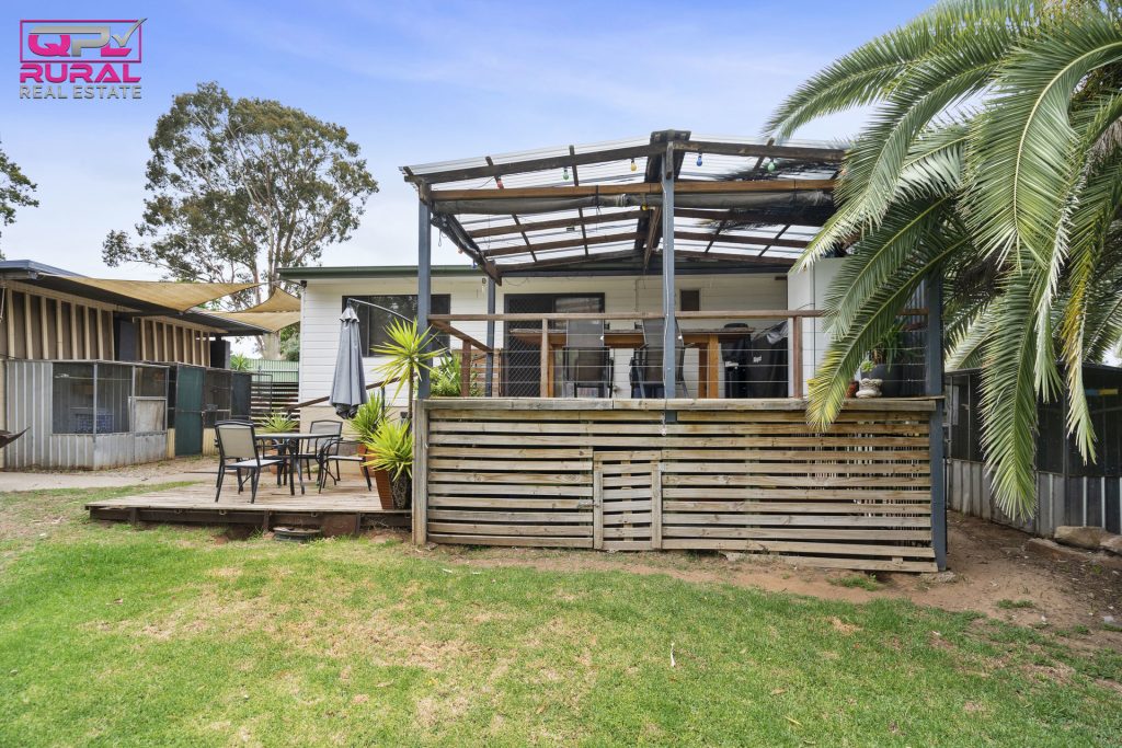 34 Midgeon Street, Narrandera NSW 2700 - photo 14