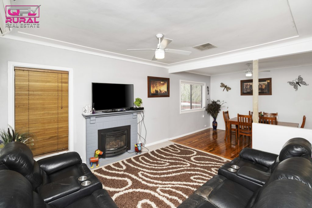 34 Midgeon Street, Narrandera NSW 2700 - photo 5