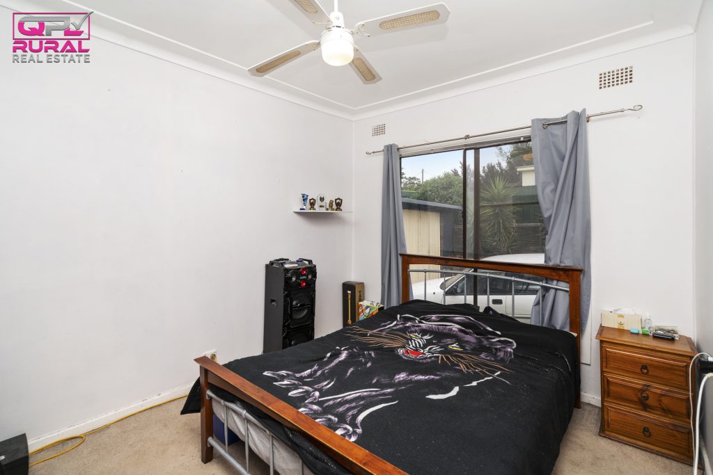 34 Midgeon Street, Narrandera NSW 2700 - photo 7