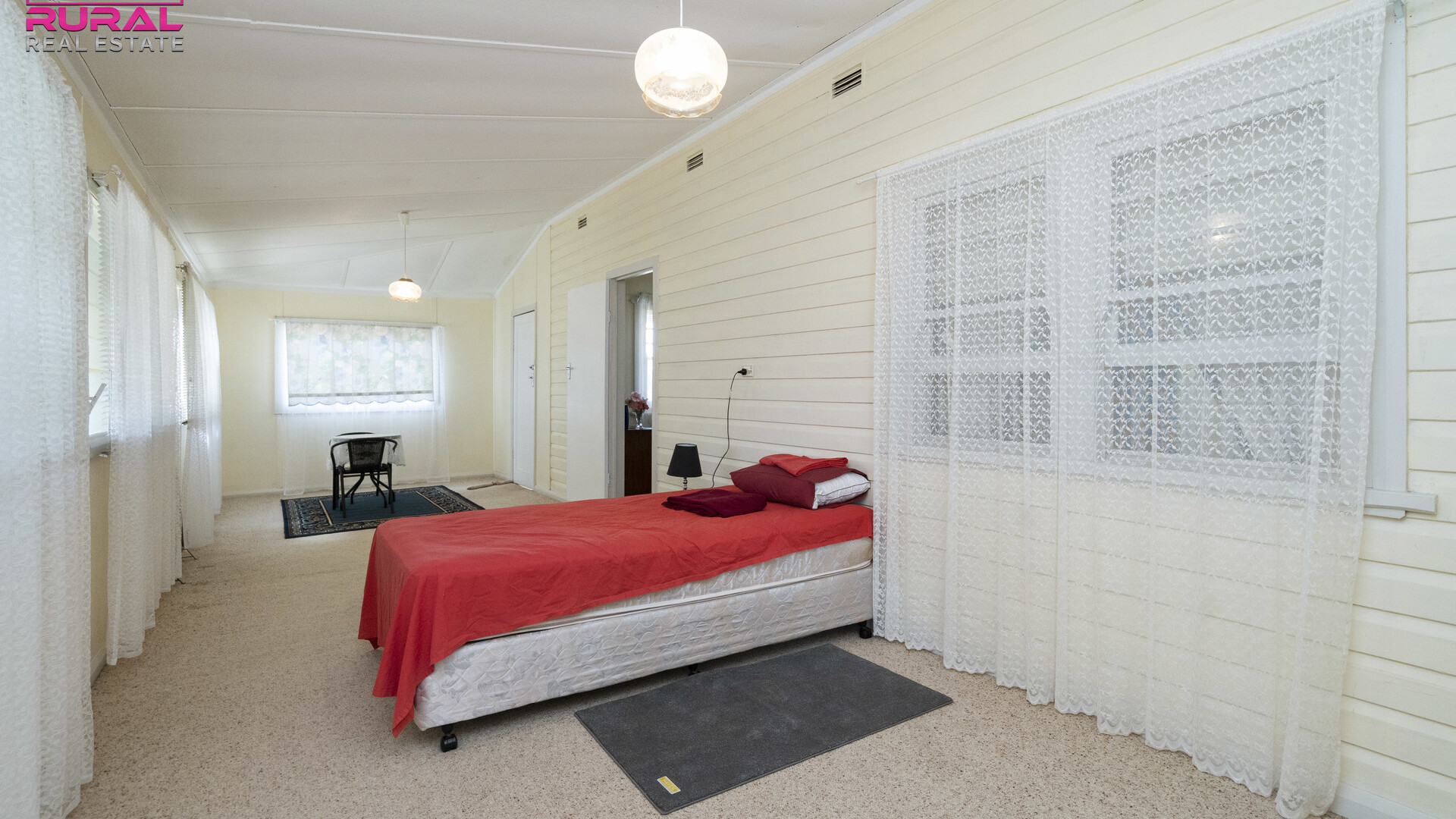 116 Grey Street, Temora NSW 2666 - photo 13