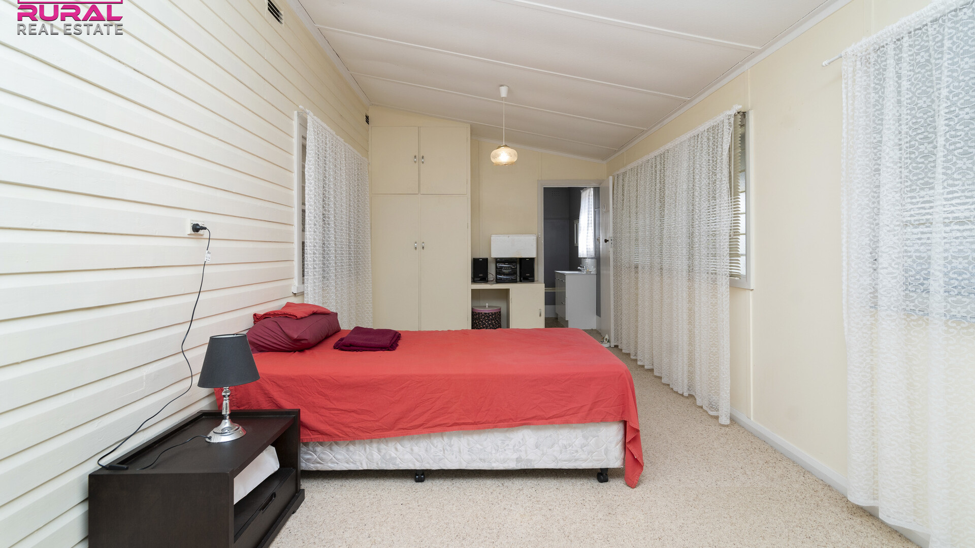 116 Grey Street, Temora NSW 2666 - photo 14
