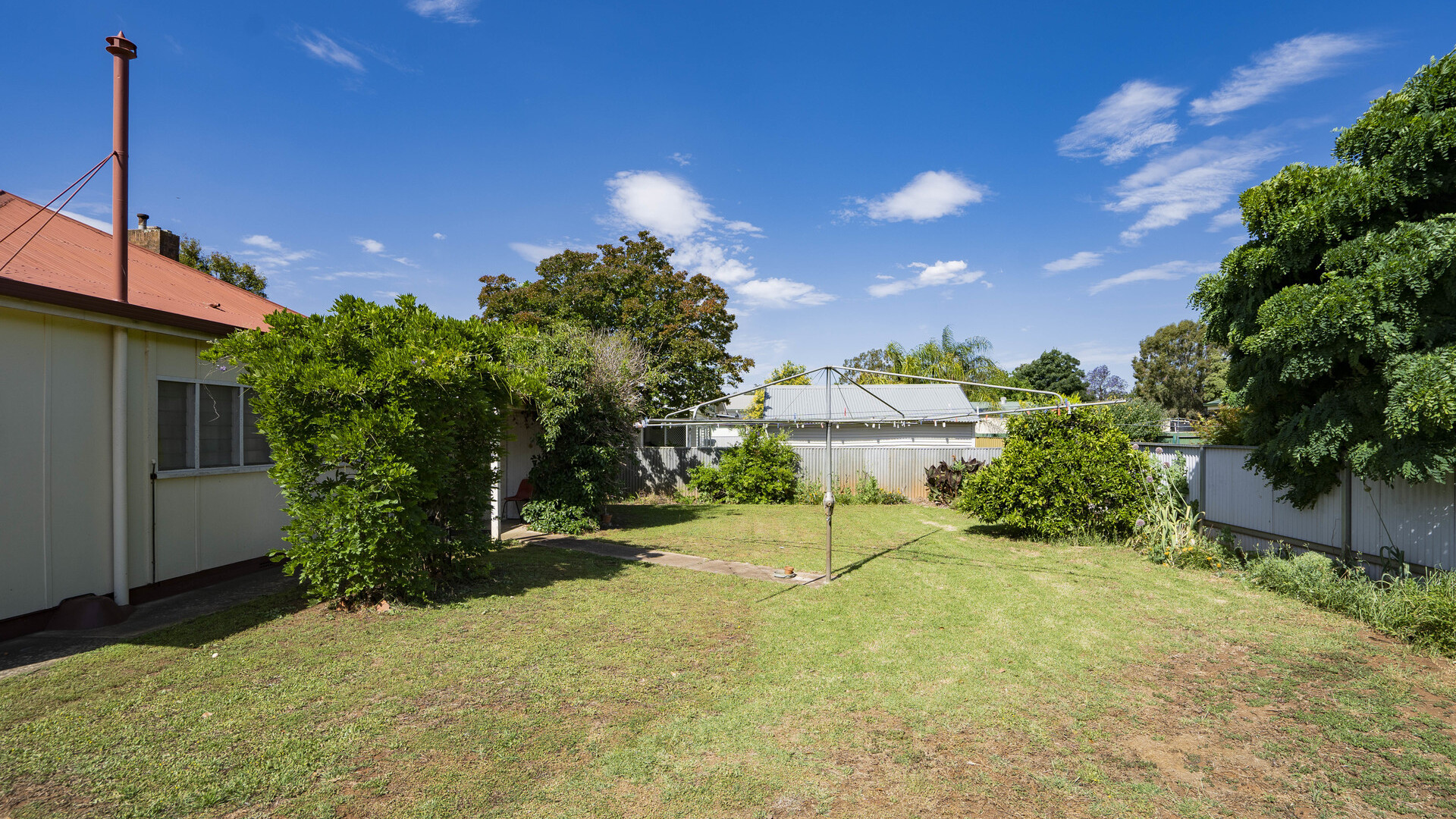 116 Grey Street, Temora NSW 2666 - photo 17