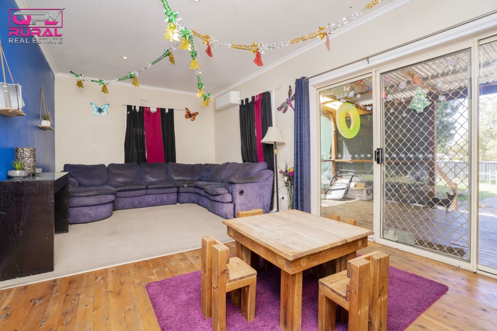 26 King Street, Narrandera NSW 2700 - photo 3
