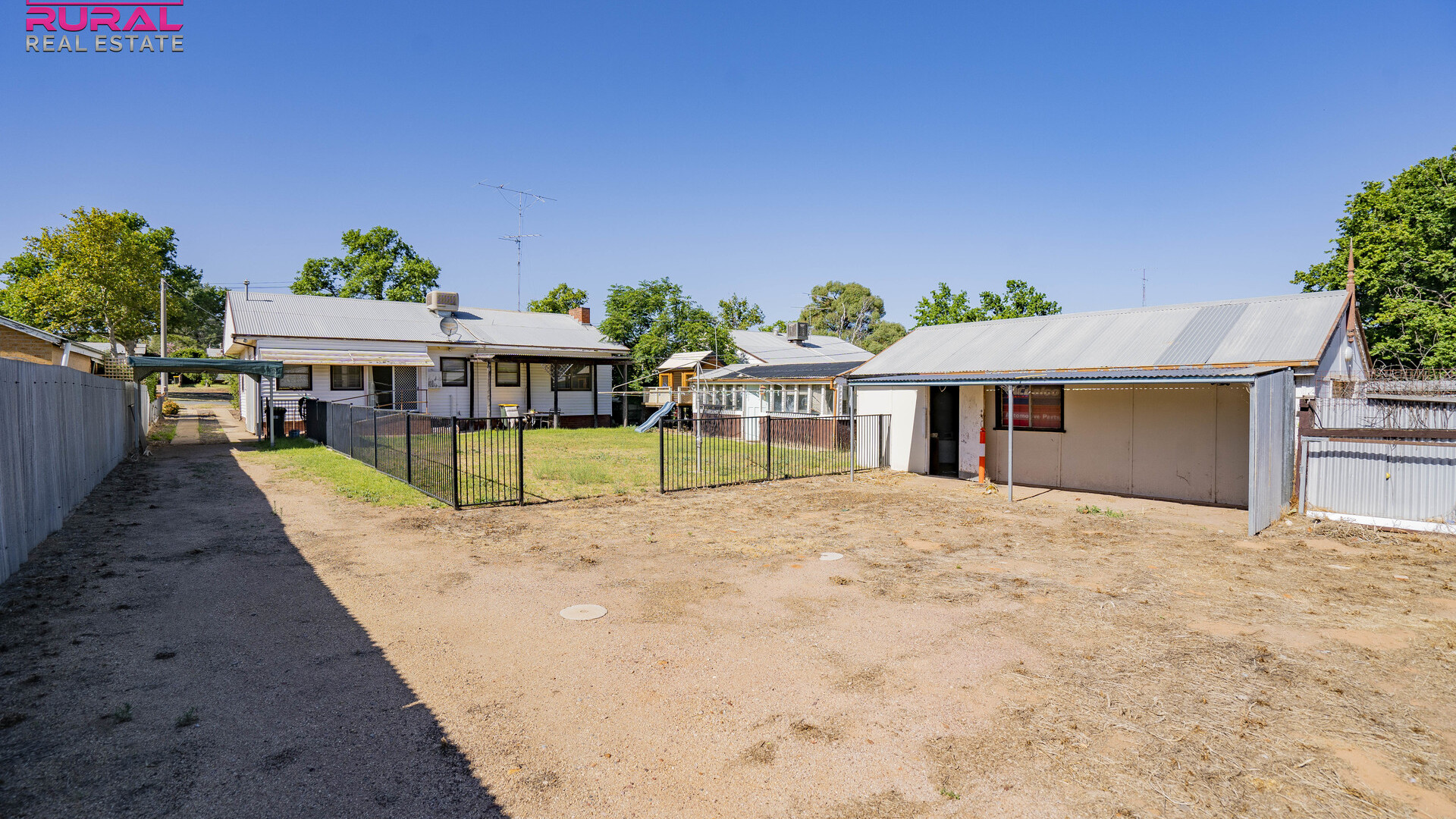 17 Larmer Street, Narrandera NSW 2700 - photo 13