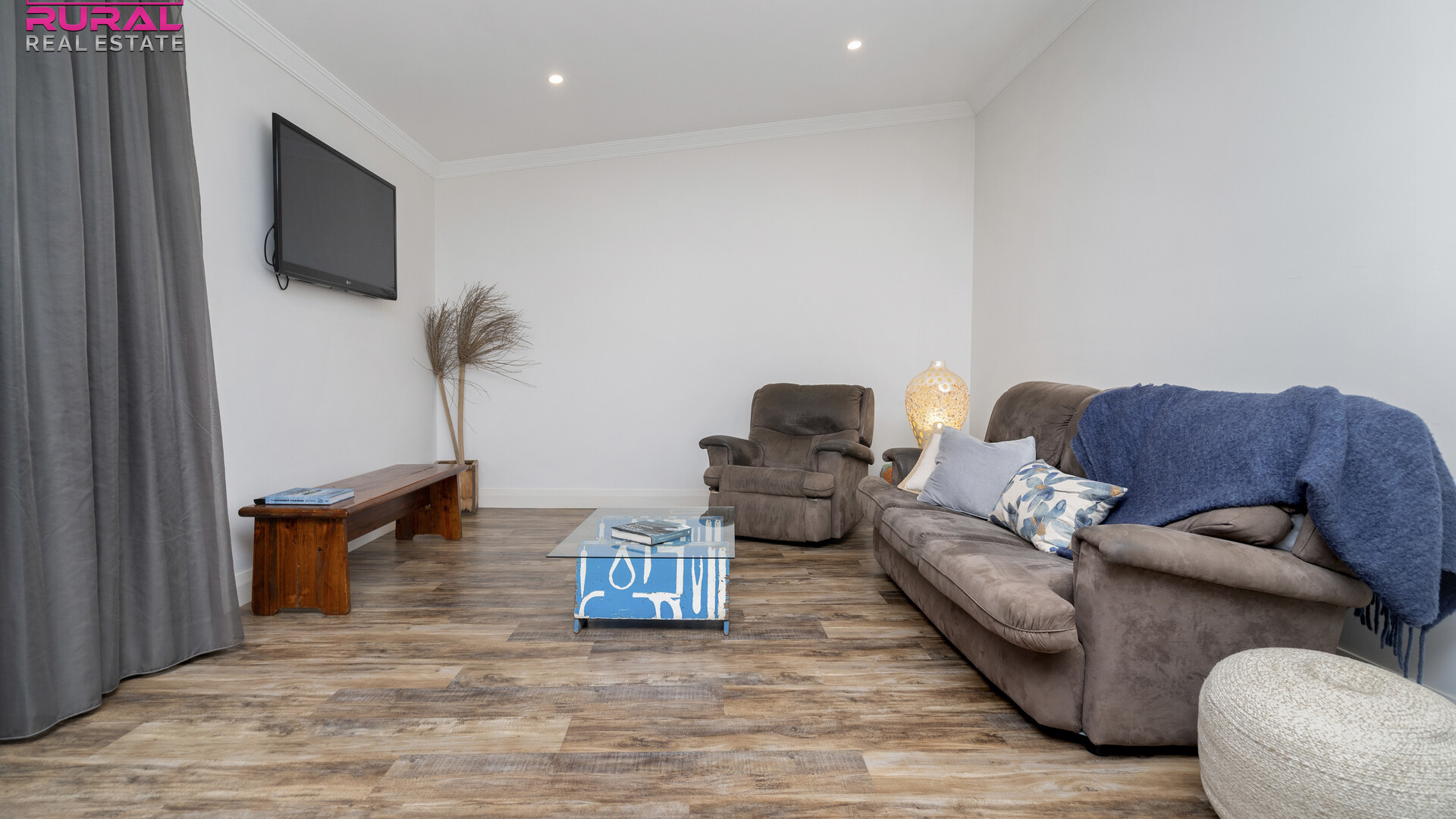 16 Roberts Street, Narrandera NSW 2700 - photo 6