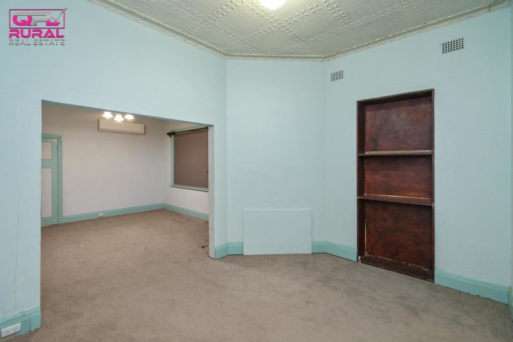 6 William Street, Narrandera NSW 2700 - photo 5
