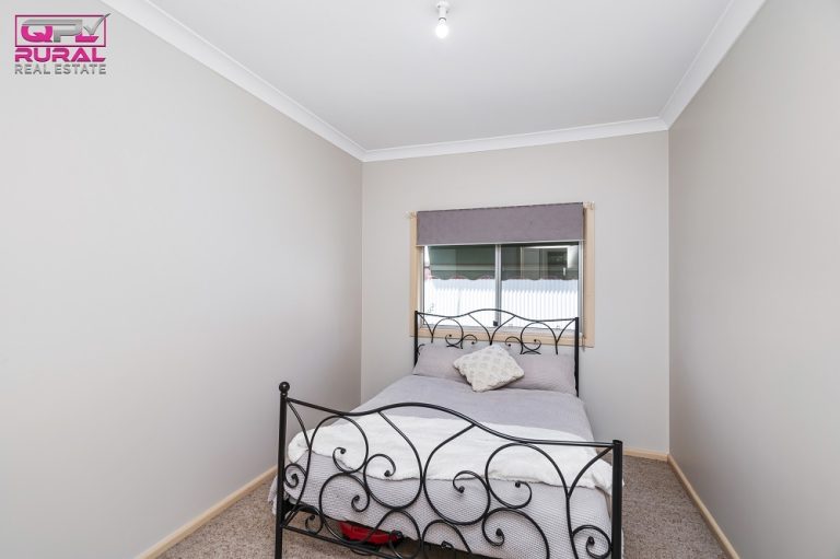 25 Banksia Avenue, Leeton NSW 2705 - photo 10